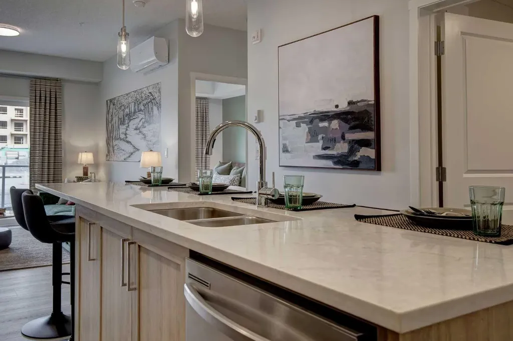 9400 Blackfoot Trail SE Calgary AB T2J 0T2