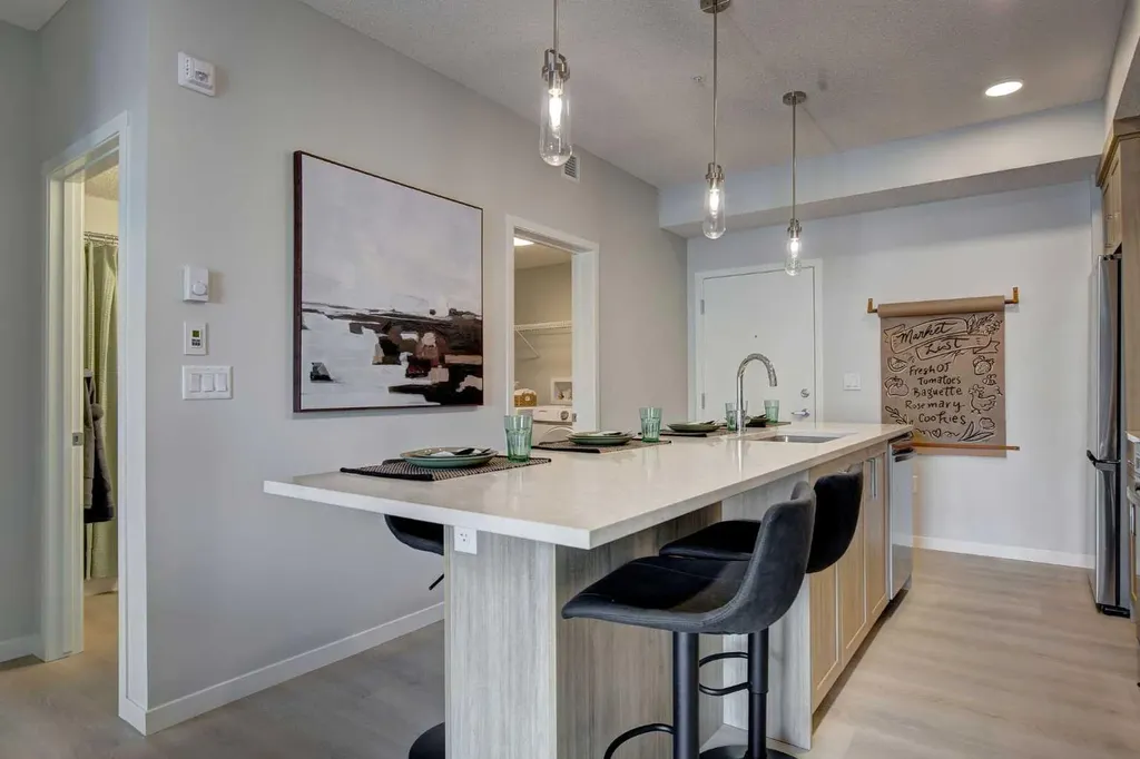 9400 Blackfoot Trail SE Calgary AB T2J 0T2