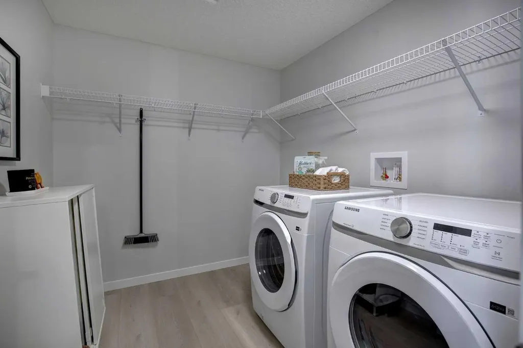 9400 Blackfoot Trail SE Calgary AB T2J 0T2