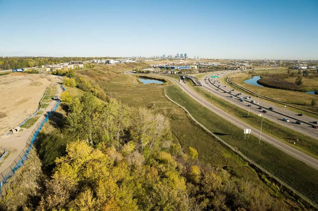 9400 Blackfoot Trail SE Calgary AB T2J 0T2