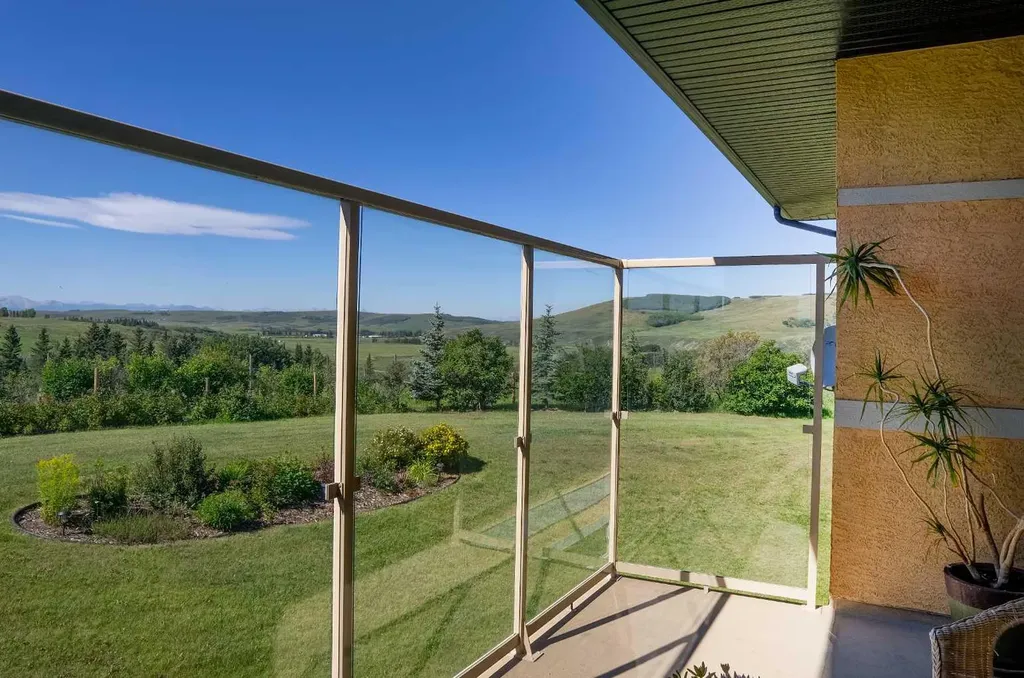 254069 Towers Trail Rural Rocky View County AB T4C 2A3