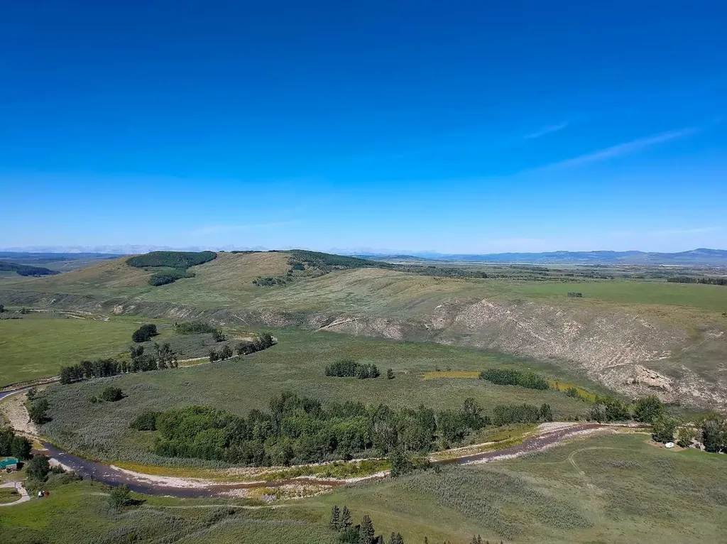 254069 Towers Trail Rural Rocky View County AB T4C 2A3