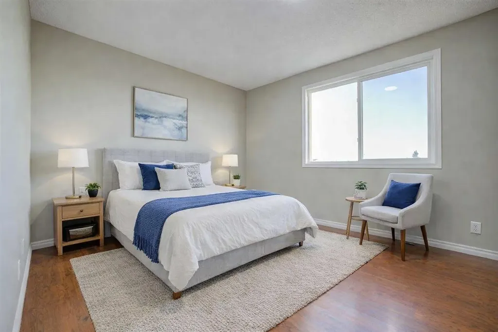171 Erin Woods Drive SE Calgary AB T2B 2V7