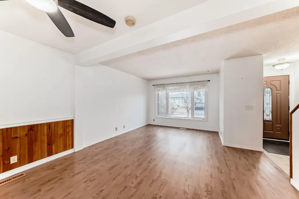 255 Falshire Way NE Calgary AB T3J 2B3