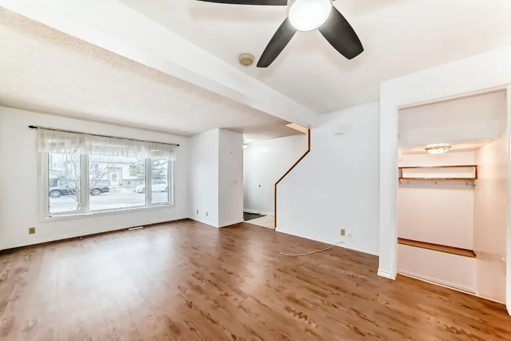255 Falshire Way NE Calgary AB T3J 2B3