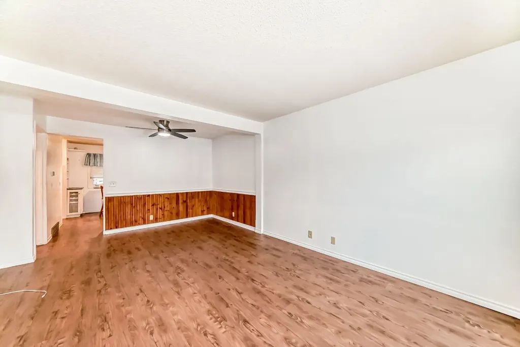 255 Falshire Way NE Calgary AB T3J 2B3
