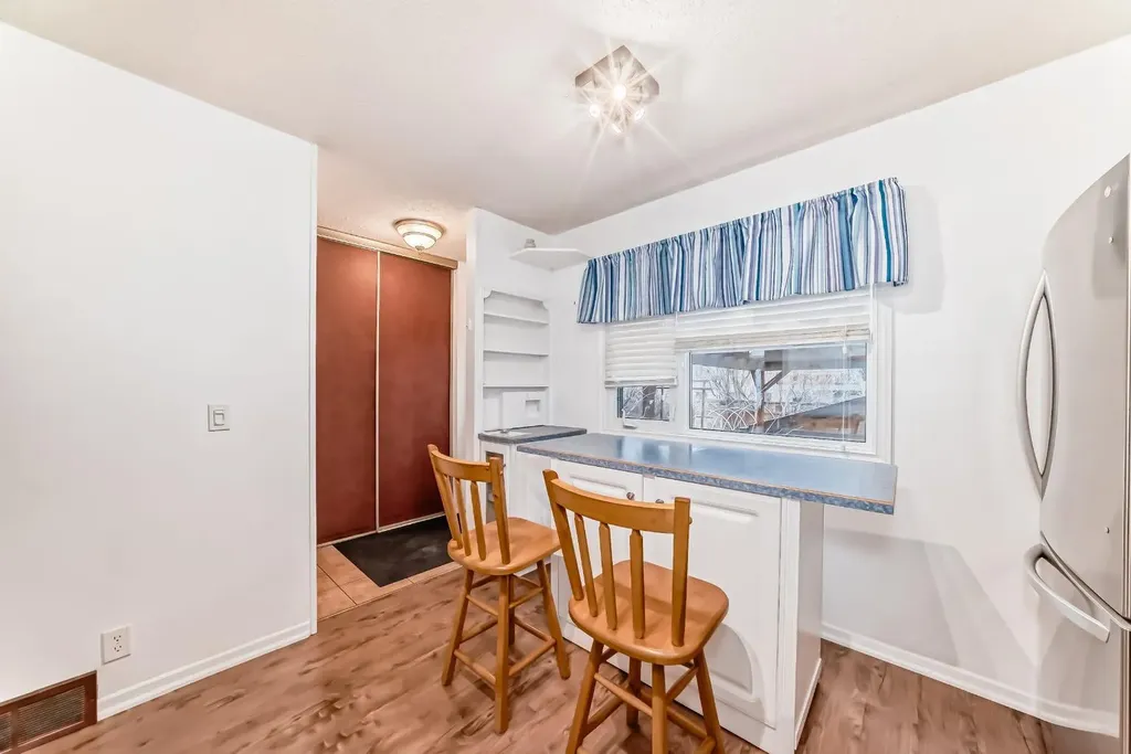 255 Falshire Way NE Calgary AB T3J 2B3