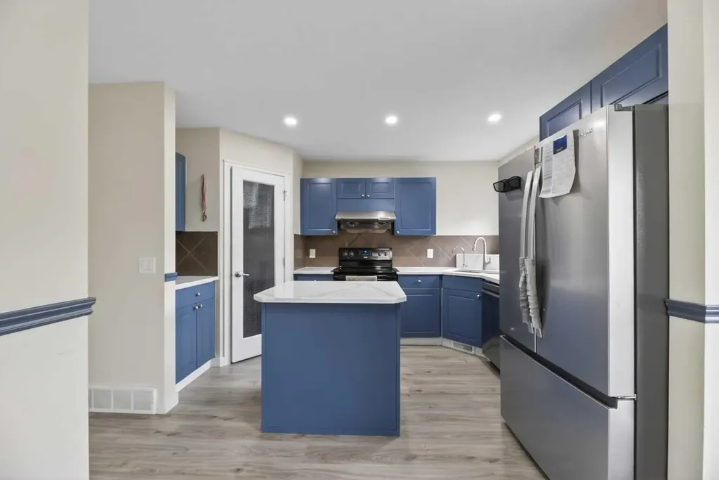8474 Saddleridge Drive NE Calgary AB T3J5H8