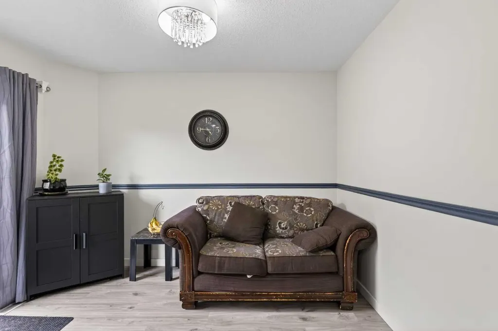 8474 Saddleridge Drive NE Calgary AB T3J5H8