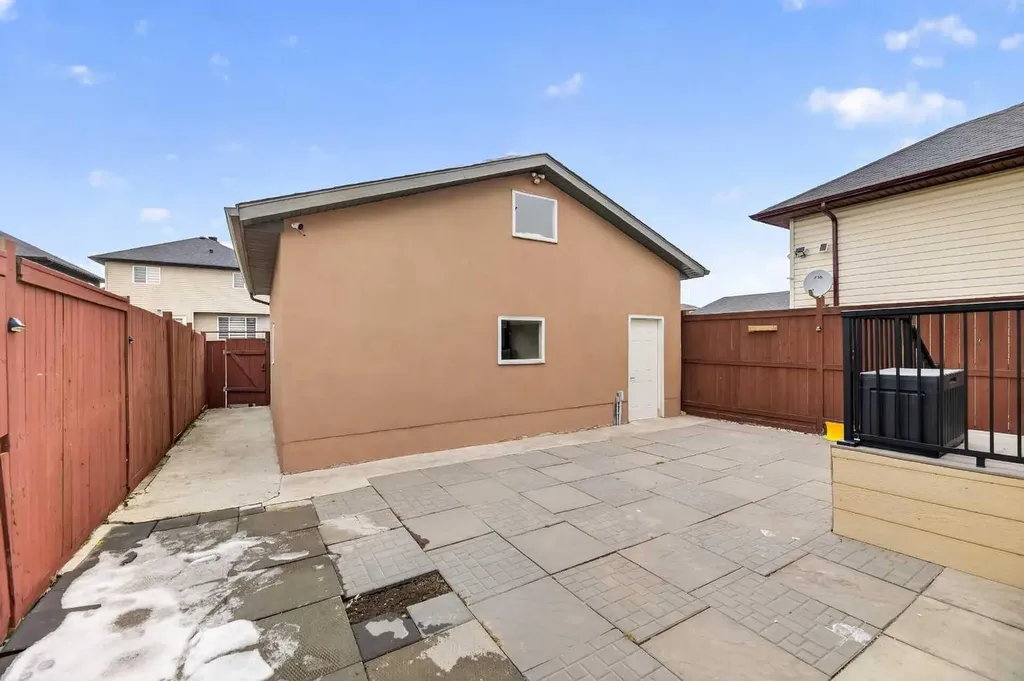8474 Saddleridge Drive NE Calgary AB T3J5H8