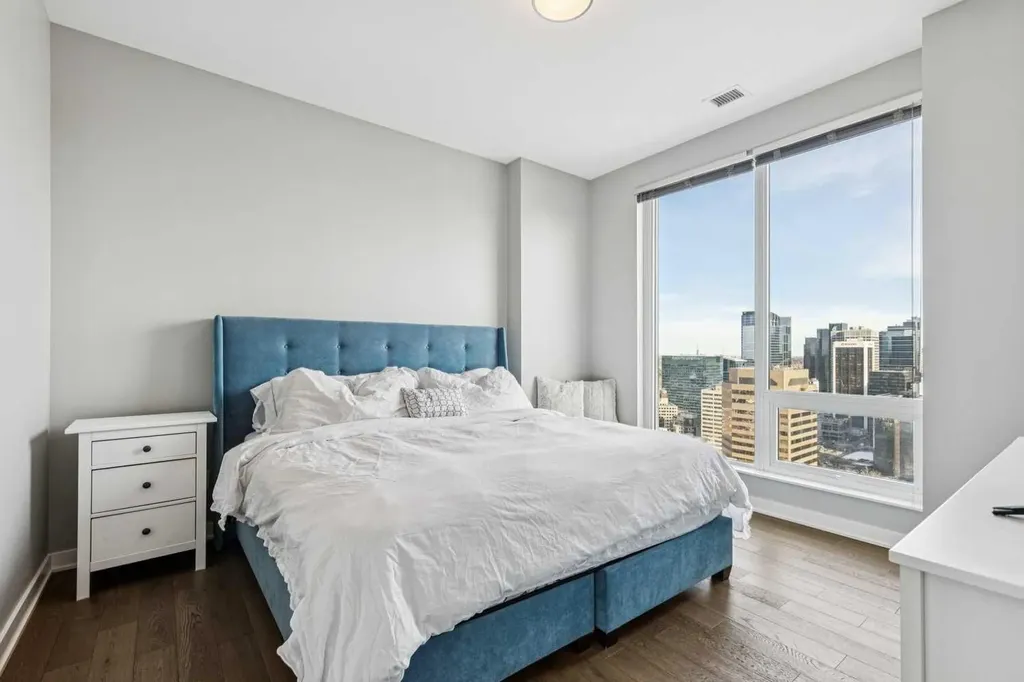 930 6 Avenue SW Calgary AB T2P1J3