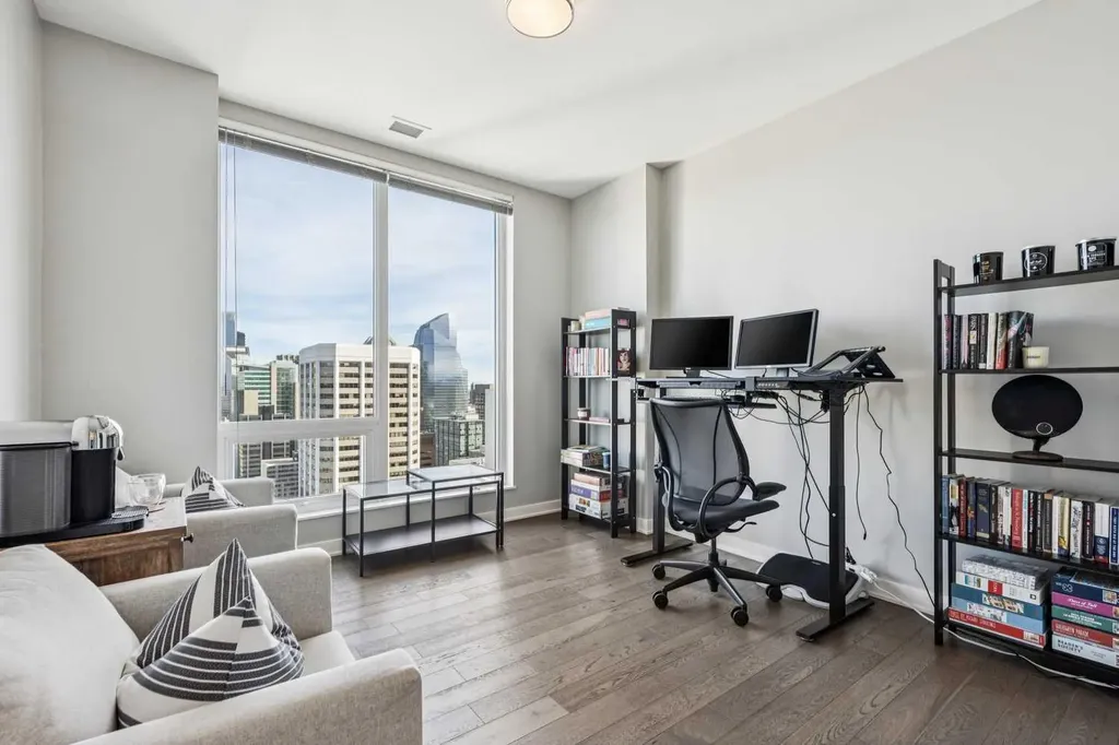 930 6 Avenue SW Calgary AB T2P1J3