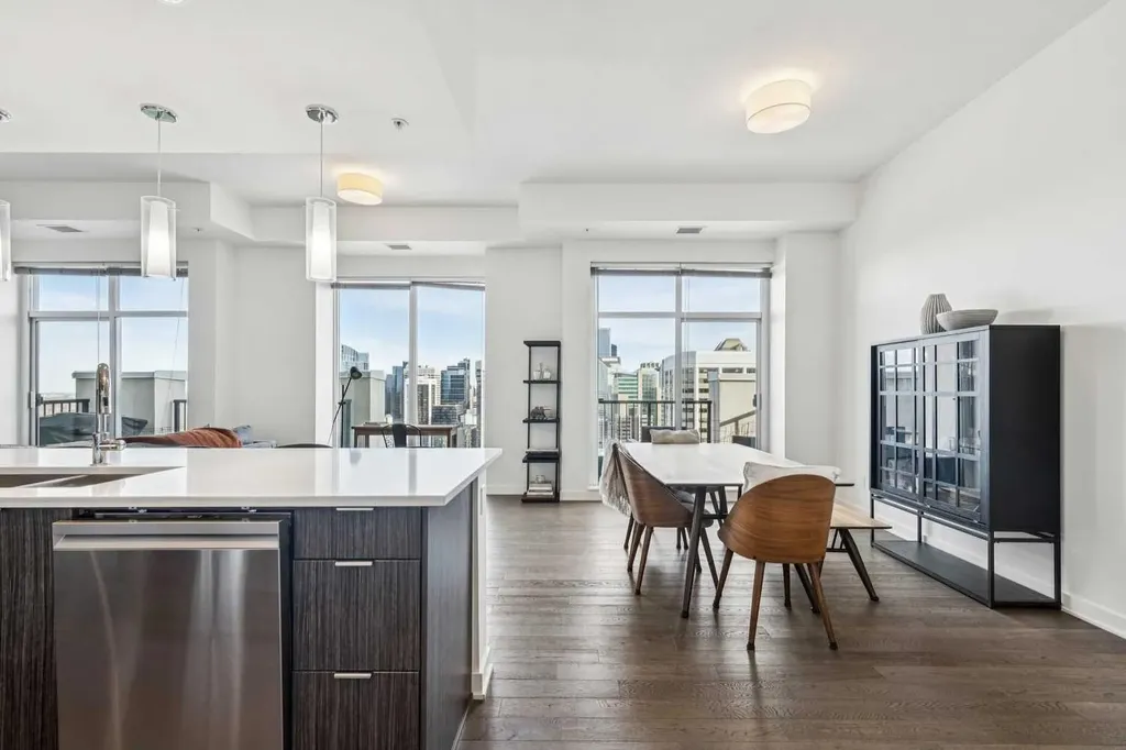 930 6 Avenue SW Calgary AB T2P1J3