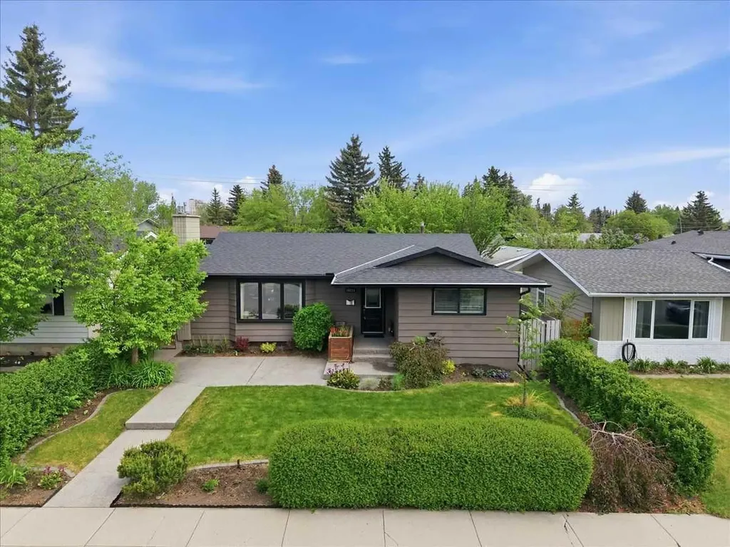 10311 Wapiti Drive SE Calgary AB T2J 1J3
