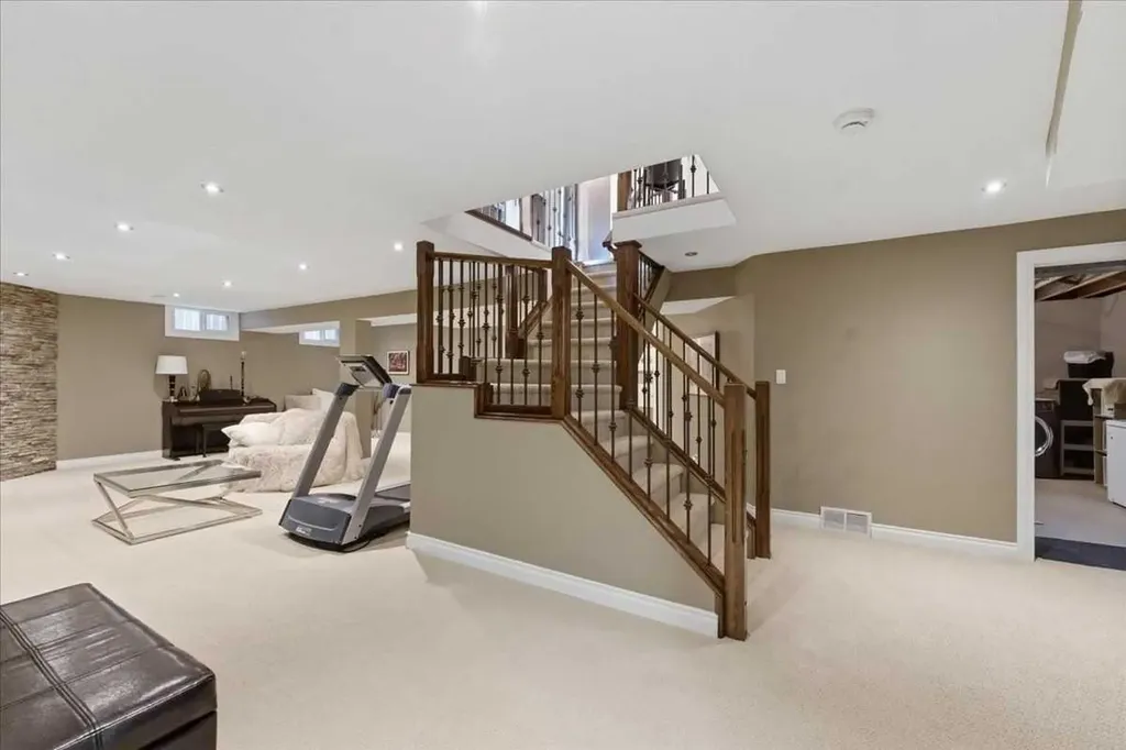 10311 Wapiti Drive SE Calgary AB T2J 1J3
