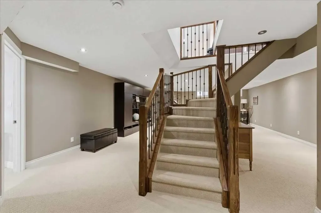 10311 Wapiti Drive SE Calgary AB T2J 1J3
