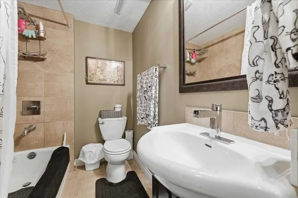 10311 Wapiti Drive SE Calgary AB T2J 1J3