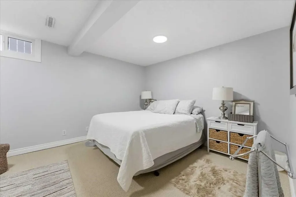 10311 Wapiti Drive SE Calgary AB T2J 1J3