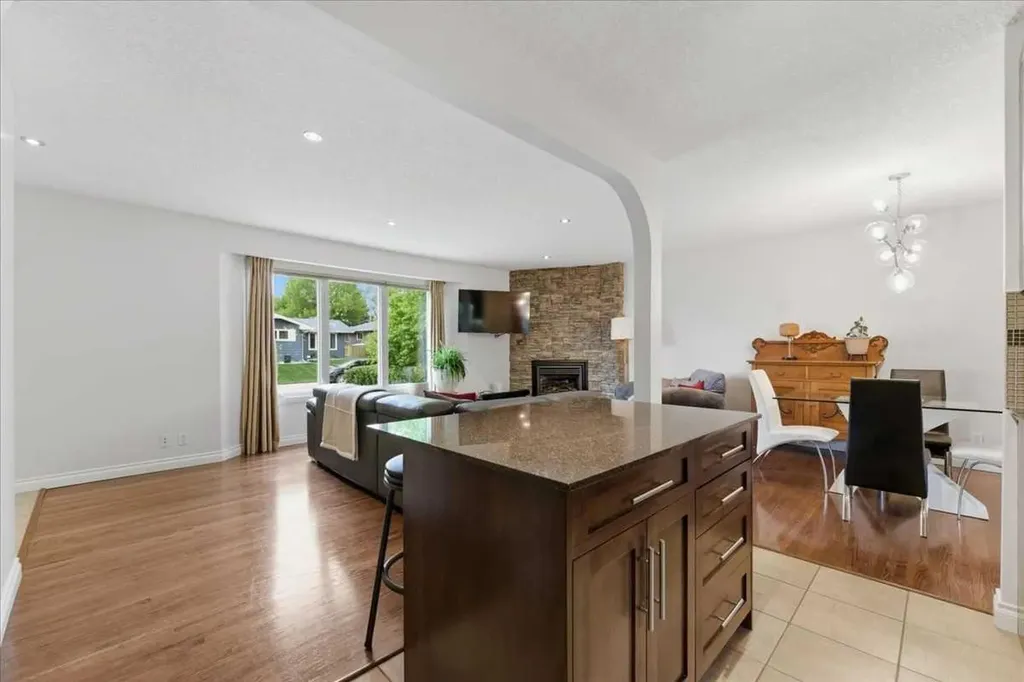 10311 Wapiti Drive SE Calgary AB T2J 1J3