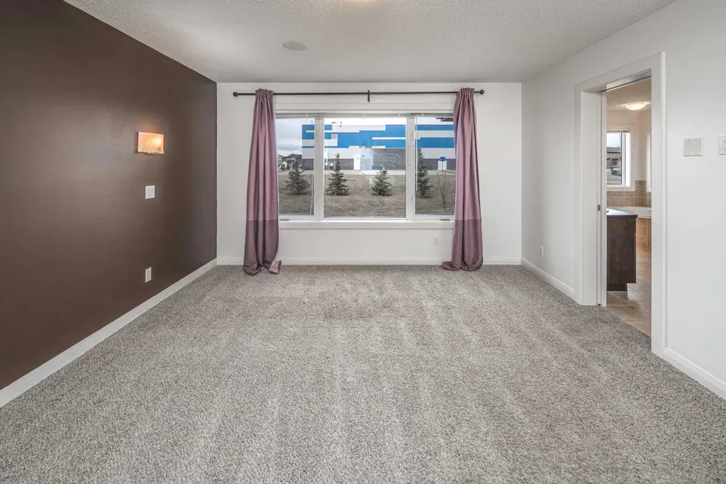 238 Silverado Plains Circle SW Calgary AB T2X 0R5
