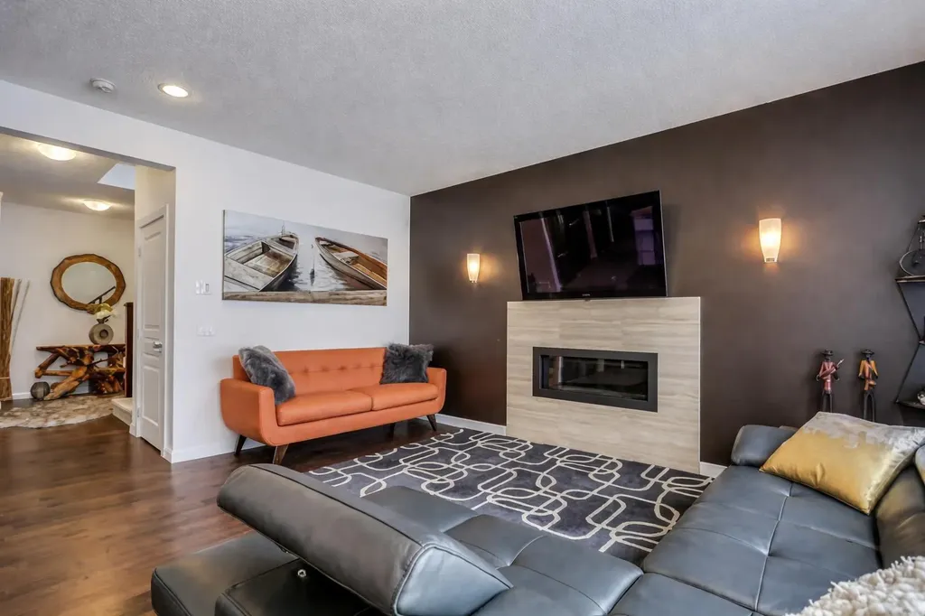 238 Silverado Plains Circle SW Calgary AB T2X 0R5