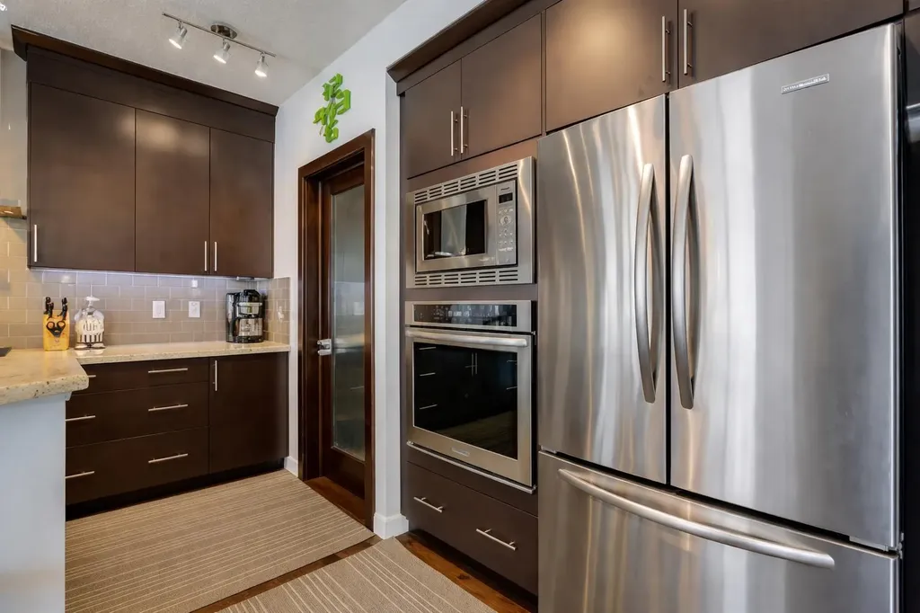 238 Silverado Plains Circle SW Calgary AB T2X 0R5