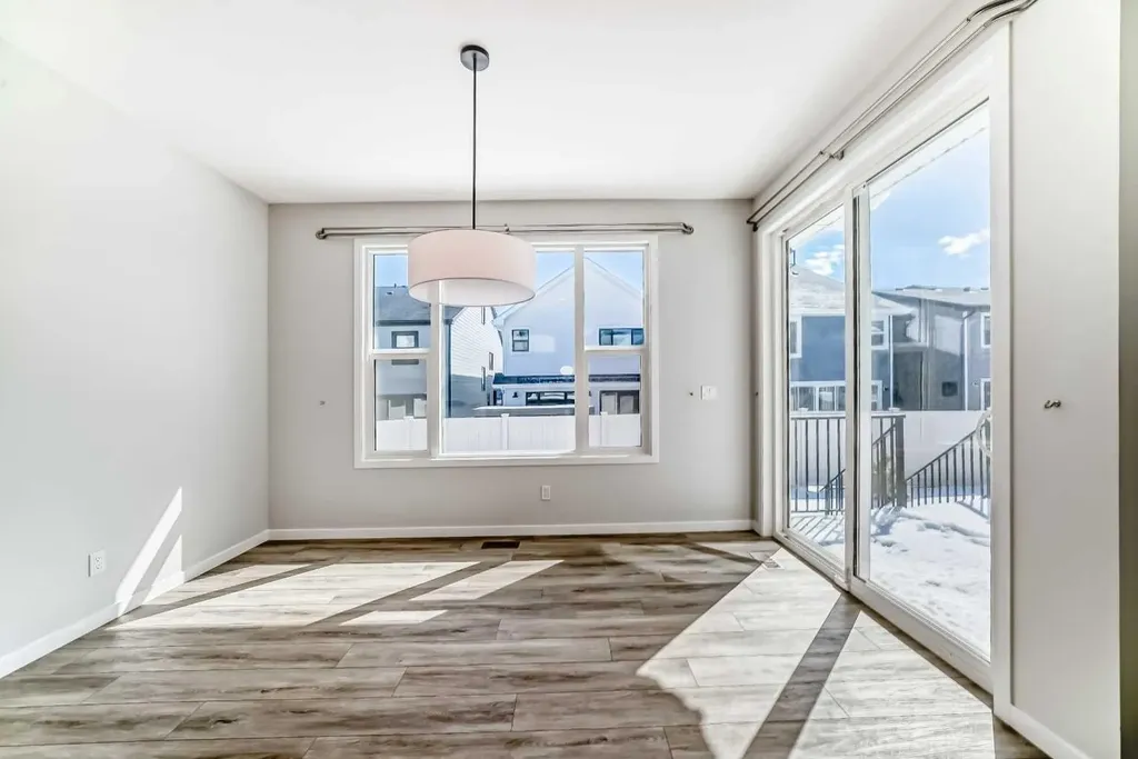16 West Grove Link SW Calgary AB T3H 6E3