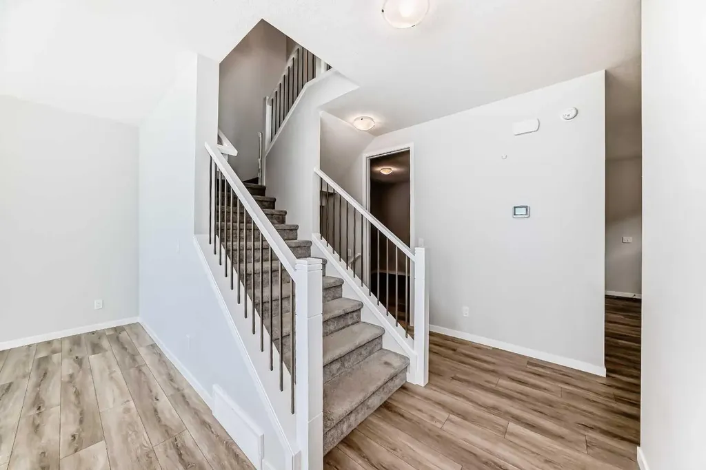 16 West Grove Link SW Calgary AB T3H 6E3