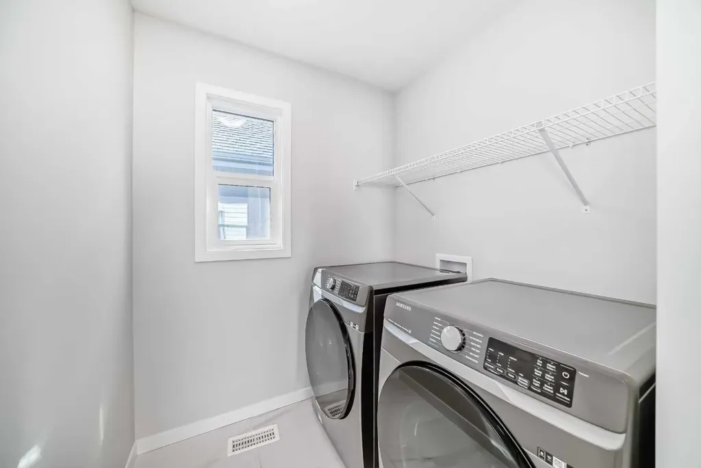 16 West Grove Link SW Calgary AB T3H 6E3