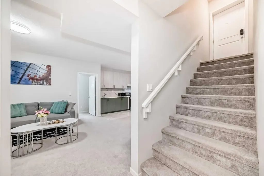 16 West Grove Link SW Calgary AB T3H 6E3