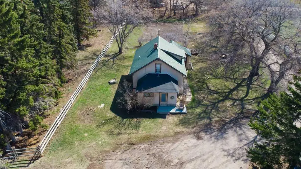 E 27-52-3-w4th 52040 Rr 32 A&b Rural Vermilion River County Of AB T0B 2X0