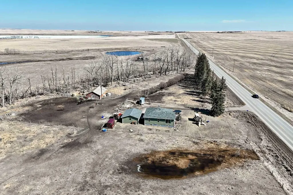 225074 Highway 561 Rural Wheatland County AB T1P 2C1