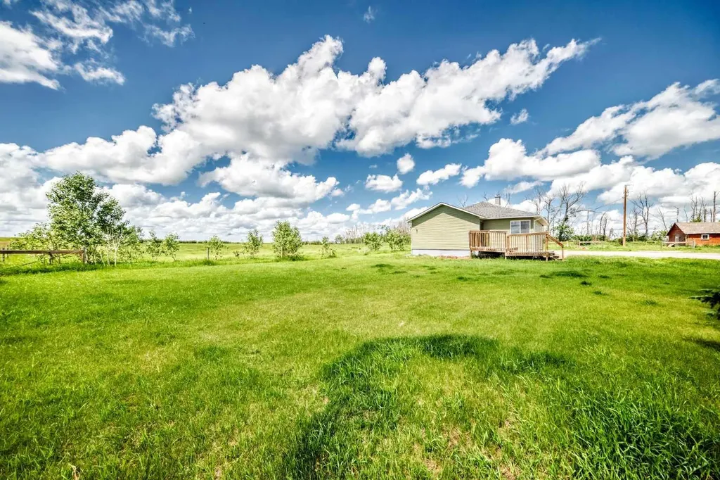 225074 Highway 561 Rural Wheatland County AB T1P 2C1