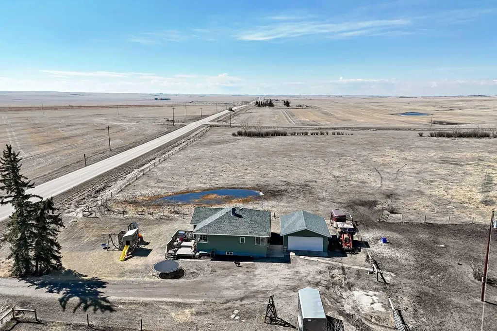 225074 Highway 561 Rural Wheatland County AB T1P 2C1