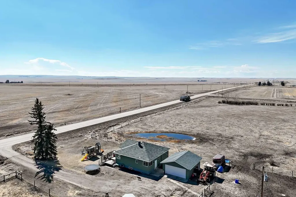 225074 Highway 561 Rural Wheatland County AB T1P 2C1