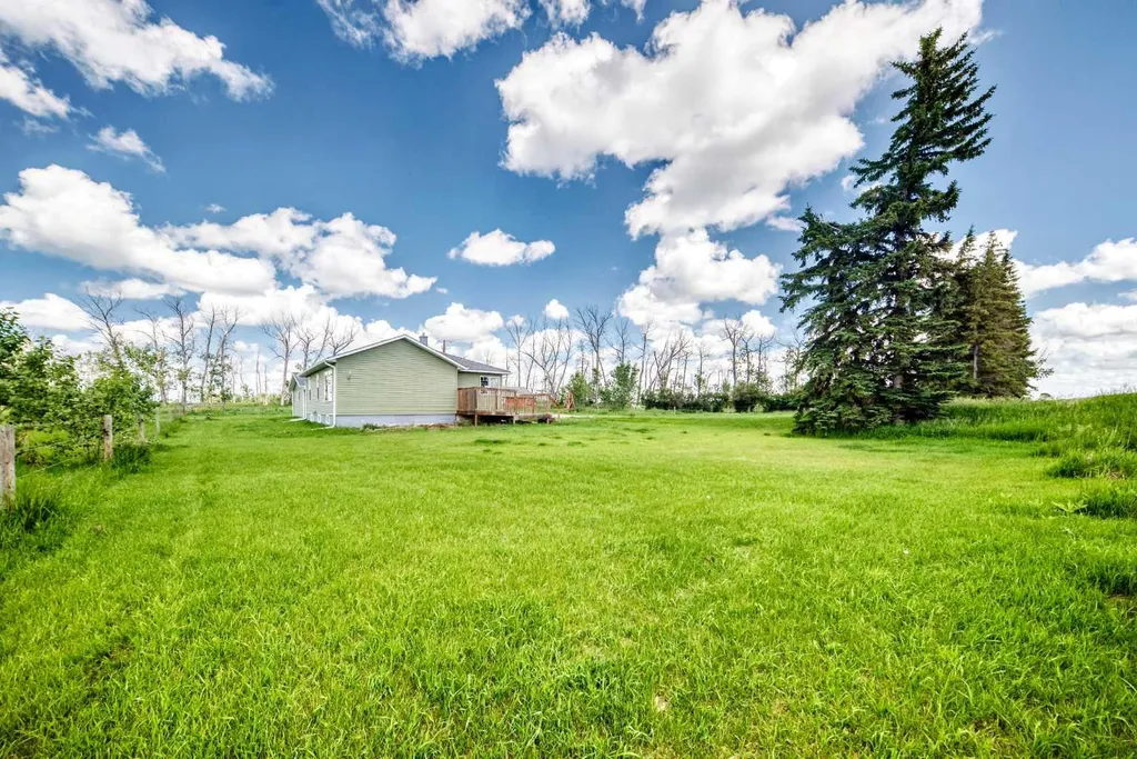 225074 Highway 561 Rural Wheatland County AB T1P 2C1