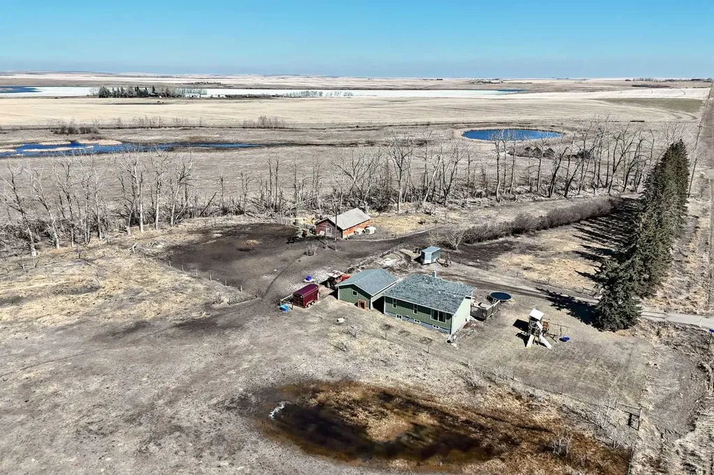 225074 Highway 561 Rural Wheatland County AB T1P 2C1