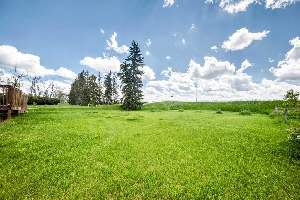 225074 Highway 561 Rural Wheatland County AB T1P 2C1
