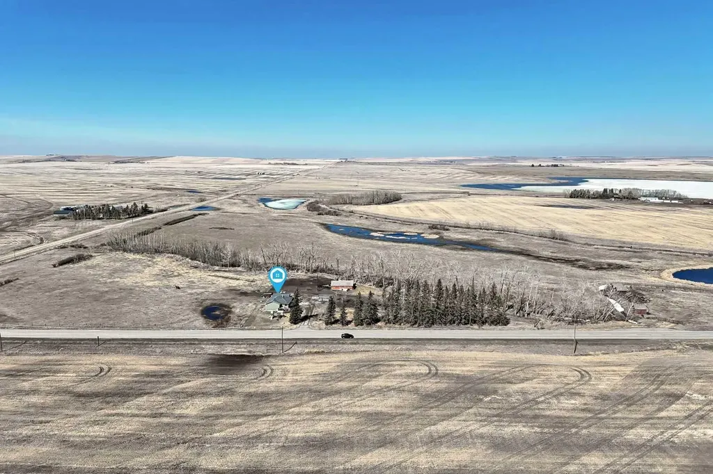 225074 Highway 561 Rural Wheatland County AB T1P 2C1