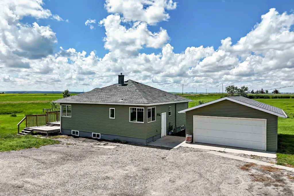 225074 Highway 561 Rural Wheatland County AB T1P 2C1