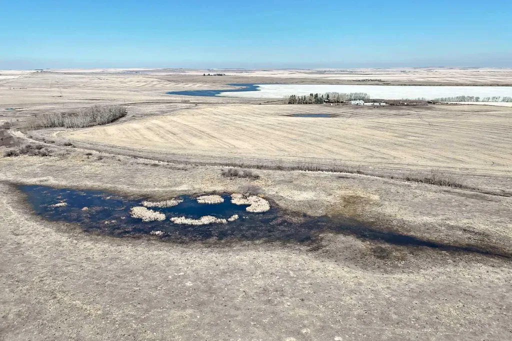 225074 Highway 561 Rural Wheatland County AB T1P 2C1