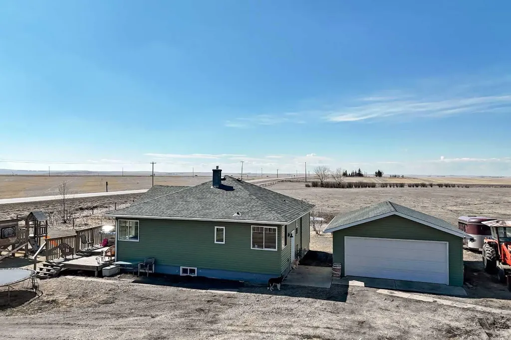 225074 Highway 561 Rural Wheatland County AB T1P 2C1