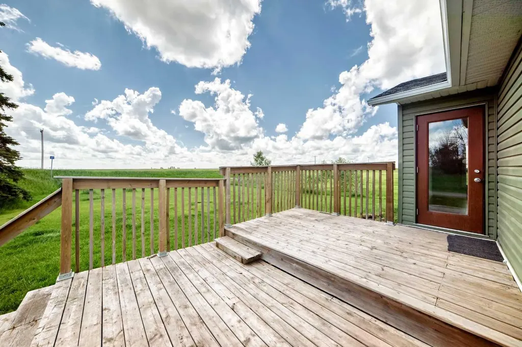225074 Highway 561 Rural Wheatland County AB T1P 2C1