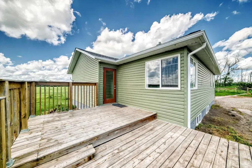 225074 Highway 561 Rural Wheatland County AB T1P 2C1