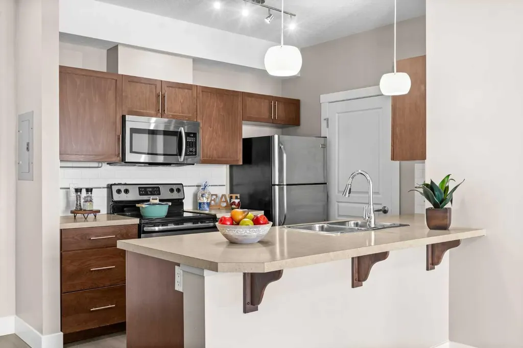 2300 Evanston Square NW Calgary AB T3P0G8