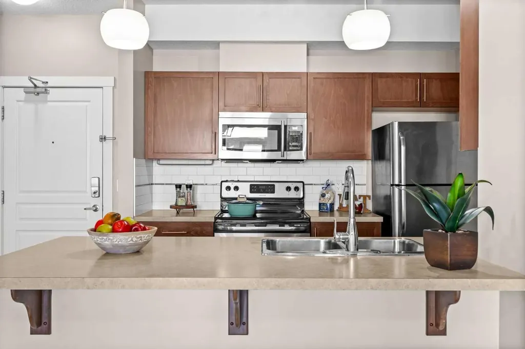 2300 Evanston Square NW Calgary AB T3P0G8