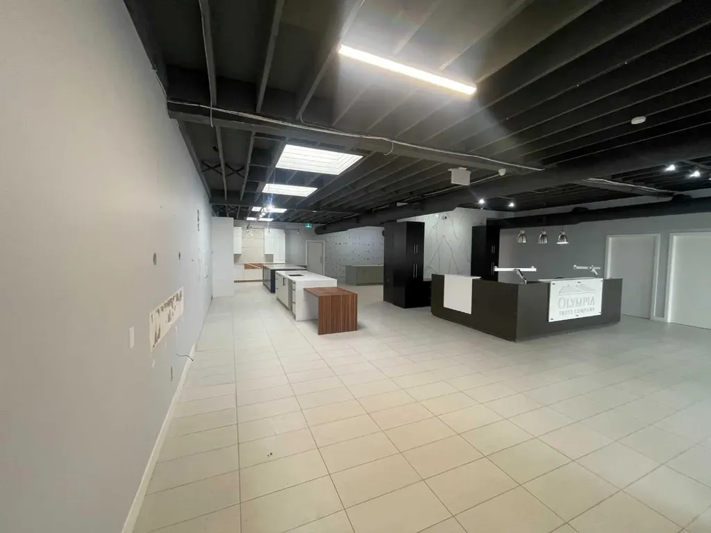 1310 Meridian Road NE Calgary AB T2A 2N9