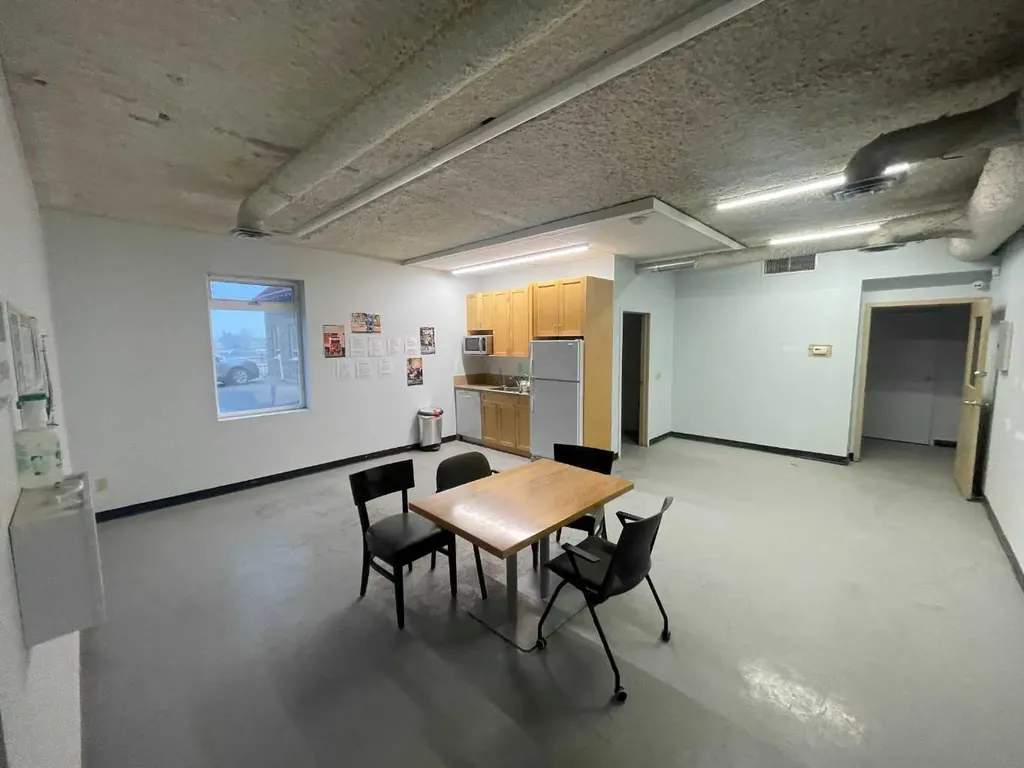 1310 Meridian Road NE Calgary AB T2A 2N9
