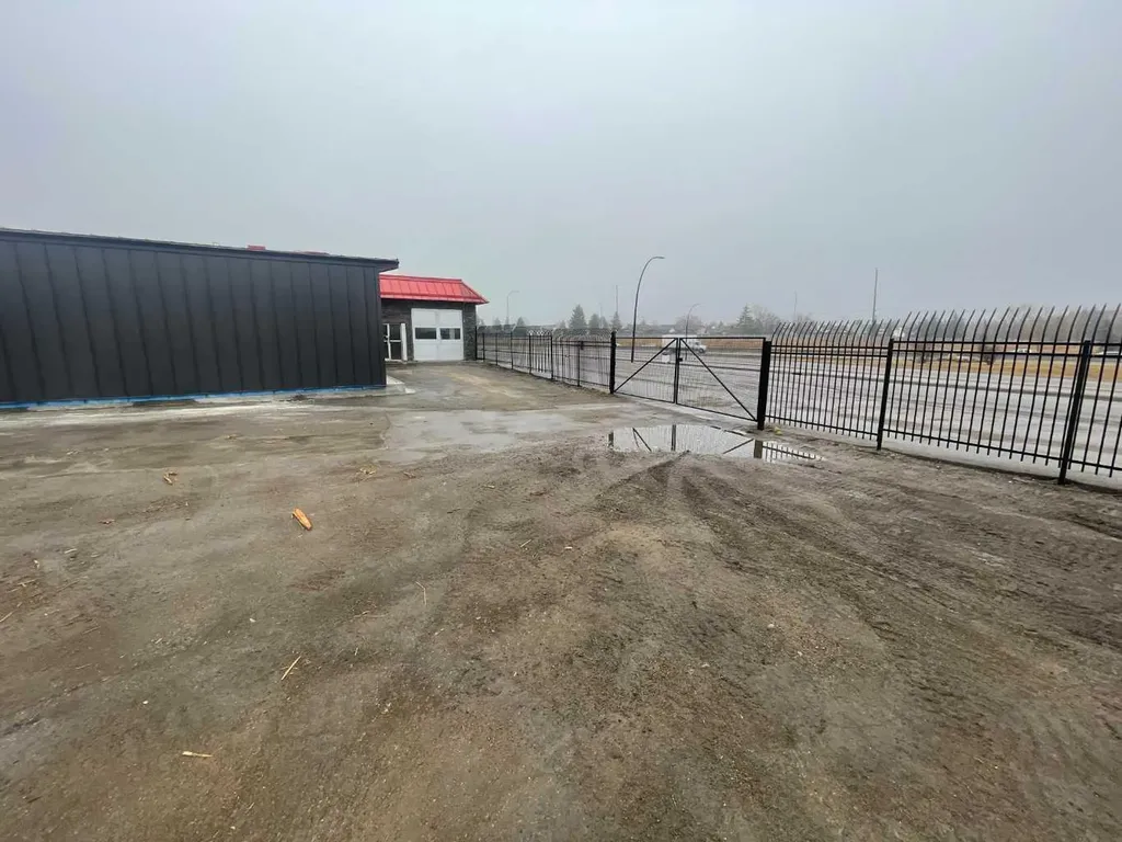 1310 Meridian Road NE Calgary AB T2A 2N9