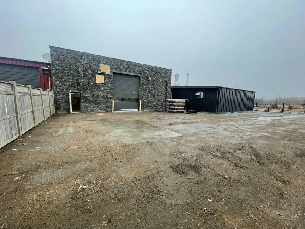 1310 Meridian Road NE Calgary AB T2A 2N9